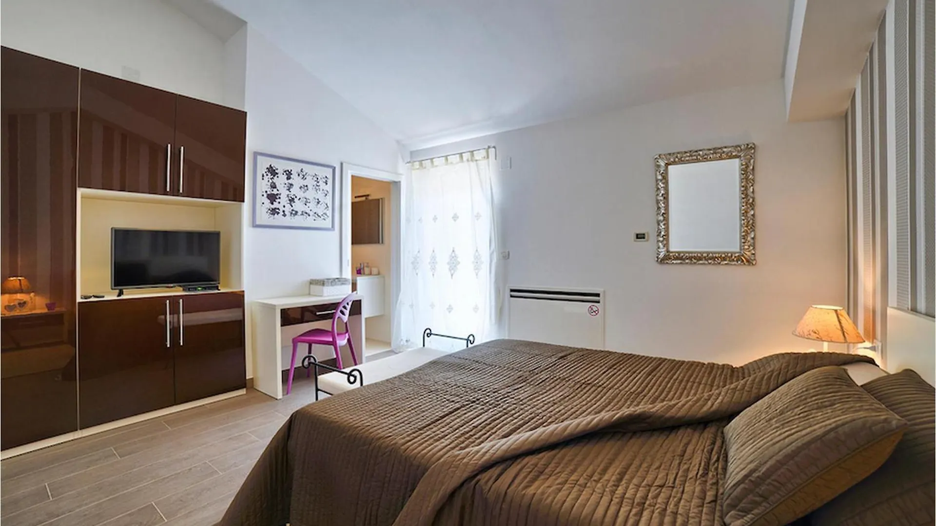 Villa Sanda Veli Turini 0*,